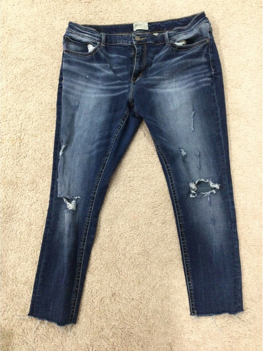 BKE Denim Payton Jeans Womens 36R Medium Wash Skinny Distressed (38X25) Raw Hem